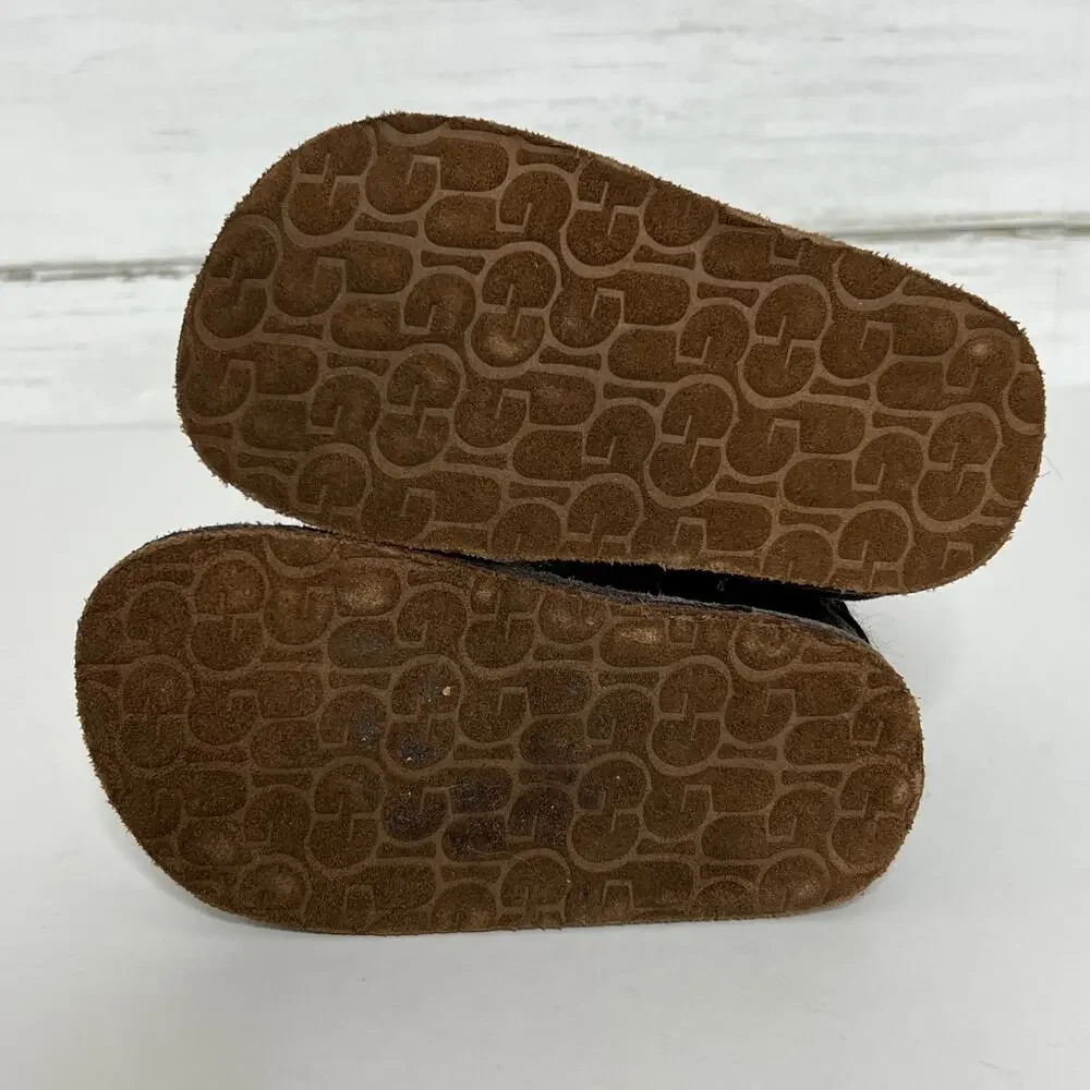 UGG Baby Boo Booties Size 4/5 Brown Leather Crib Shoes Style 1979